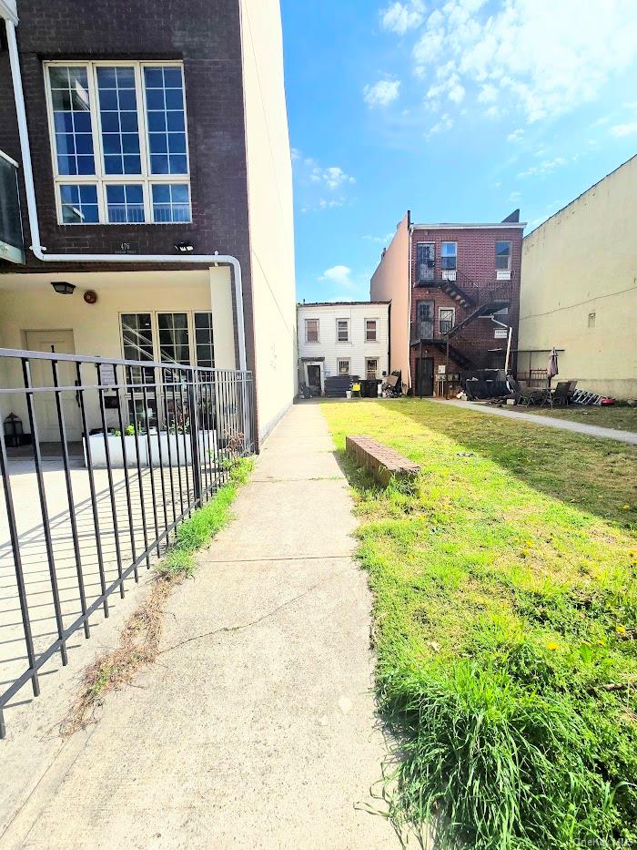 474 Hancock Street – For Sale photo 4