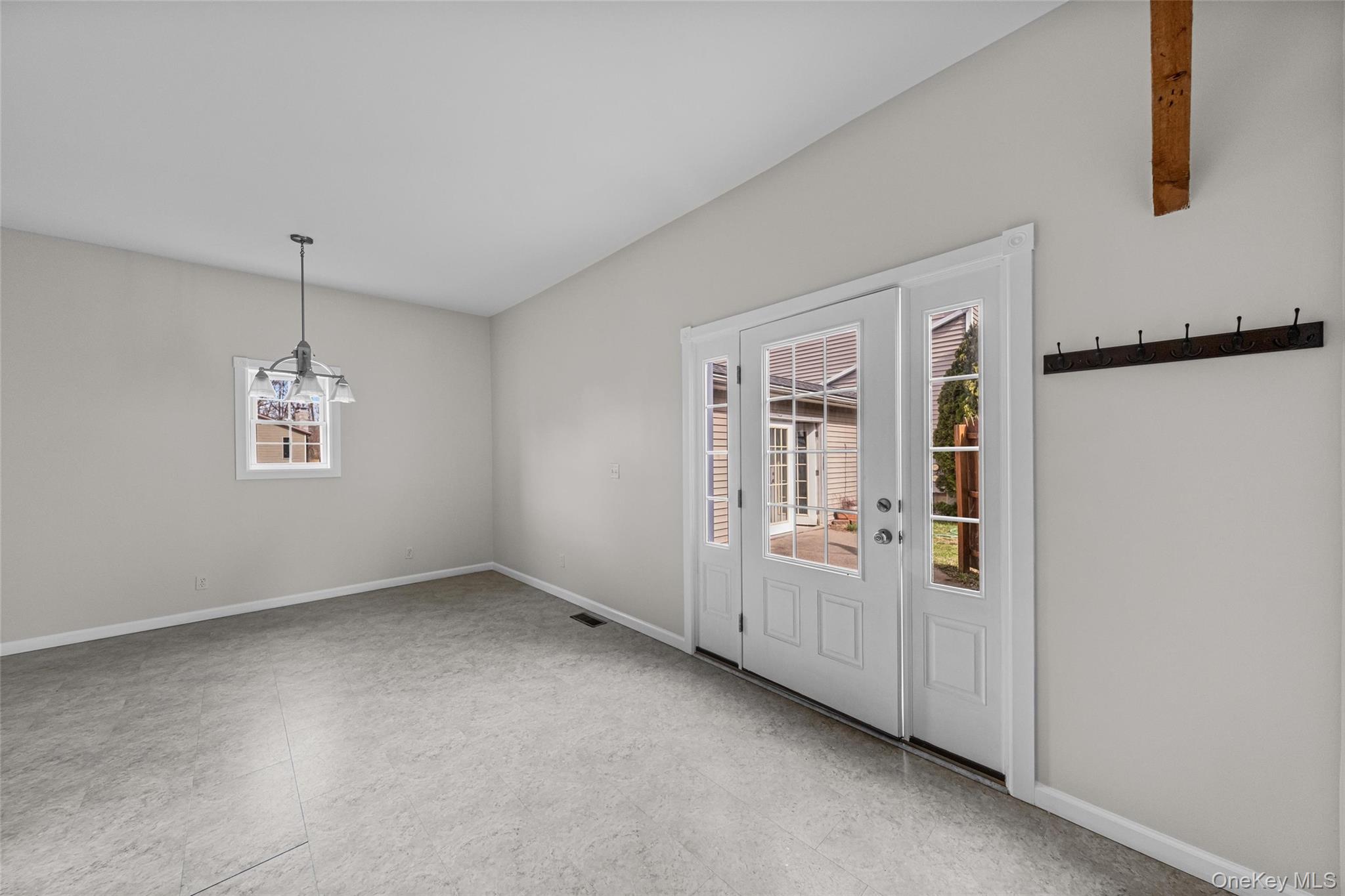 1-18 Willow Way, Unit 7 photo 24