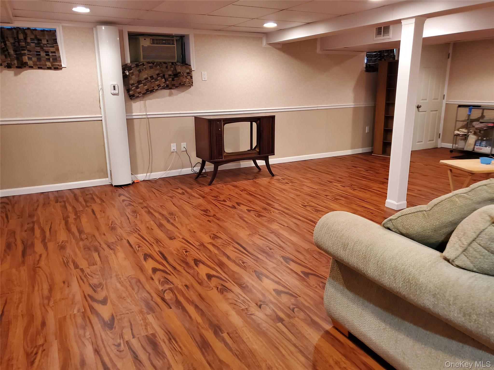5 Columbia Road – For Sale photo 17