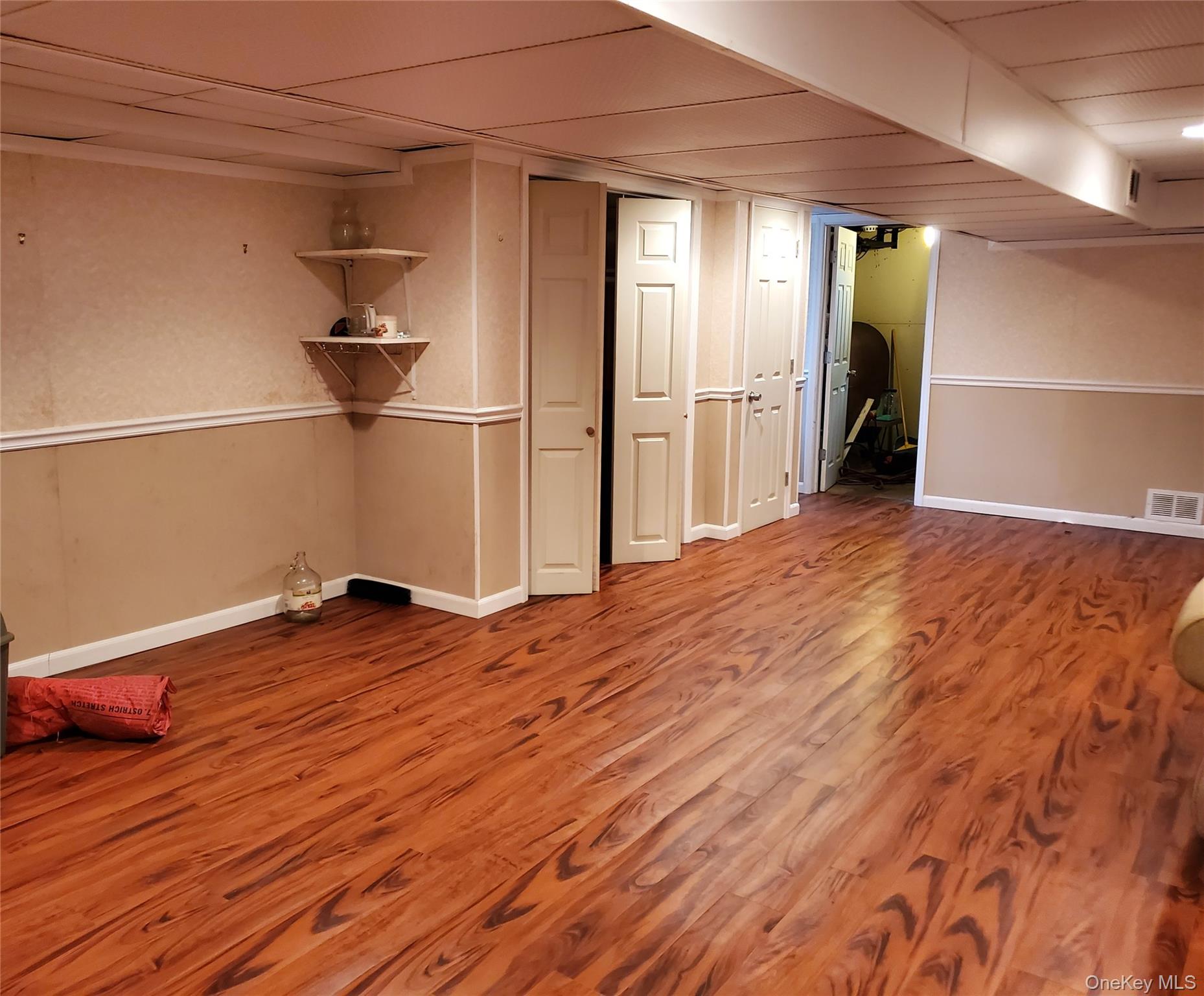 5 Columbia Road – For Sale photo 19