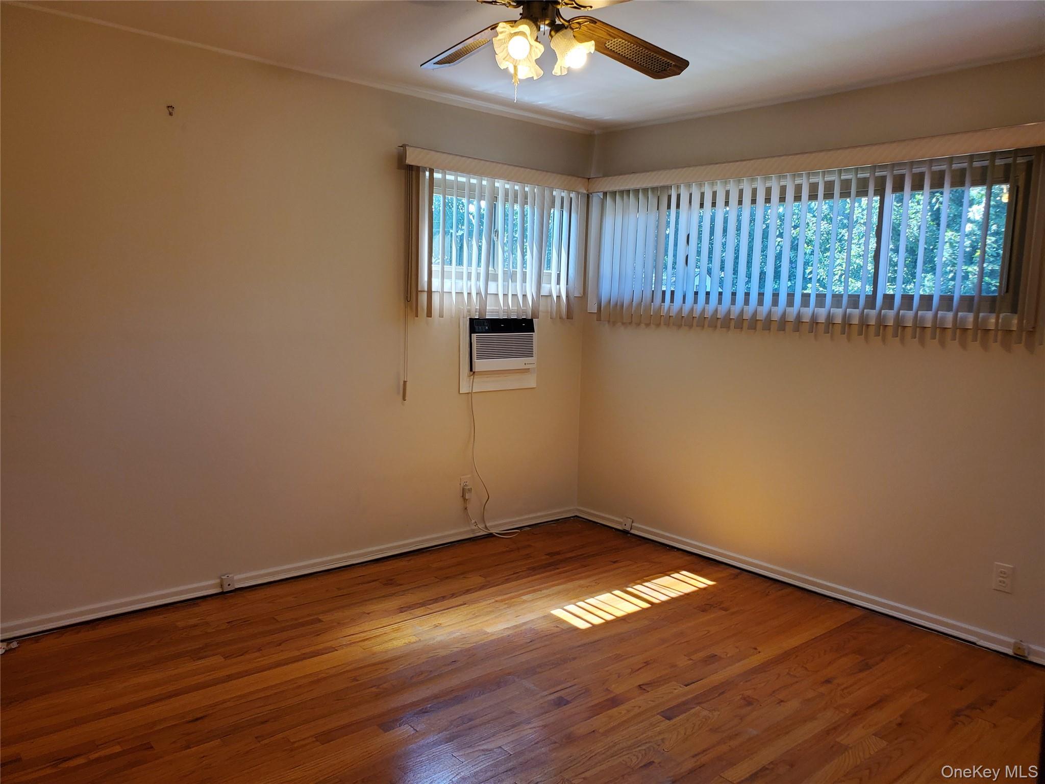 5 Columbia Road – For Sale photo 16