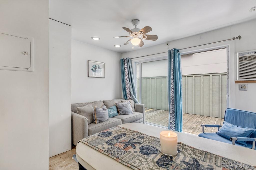176A Lewis Walk, Unit 26 photo 3