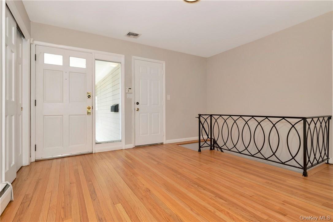 3 Lea Place – For Rent photo 3