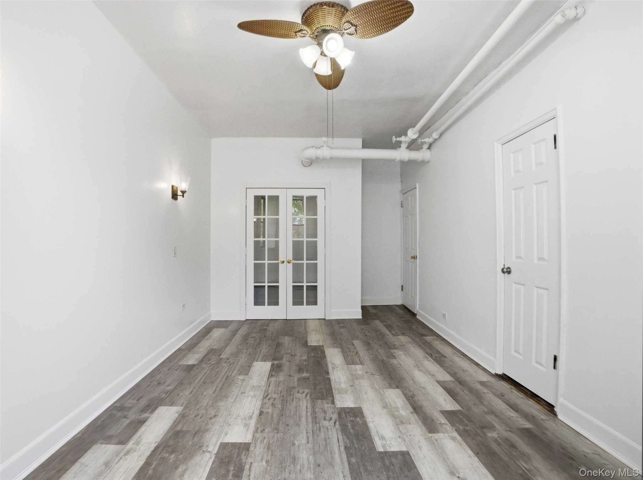 762 Brady Avenue, Unit Ground photo 10