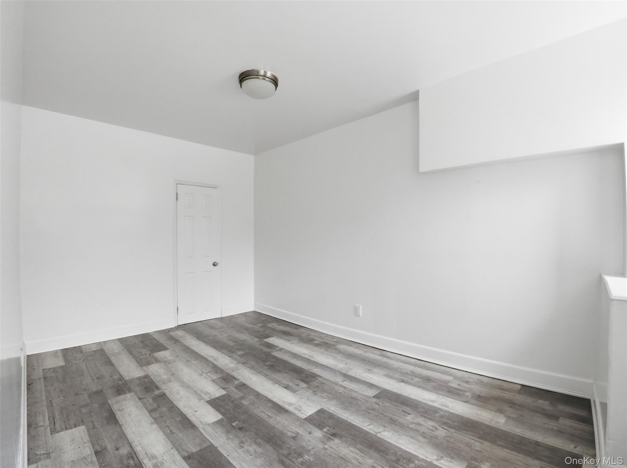 762 Brady Avenue, Unit Ground