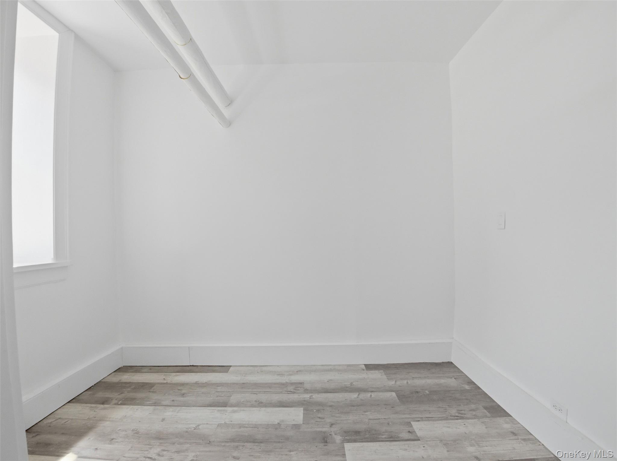 762 Brady Avenue, Unit Ground photo 2