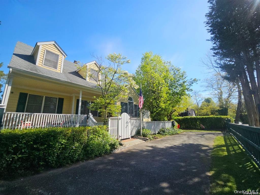 10 Phyllis Road – For Sale