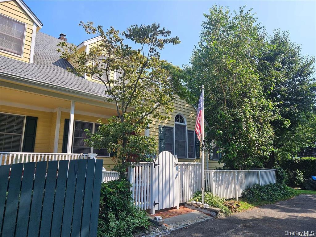10 Phyllis Road – For Sale photo 16