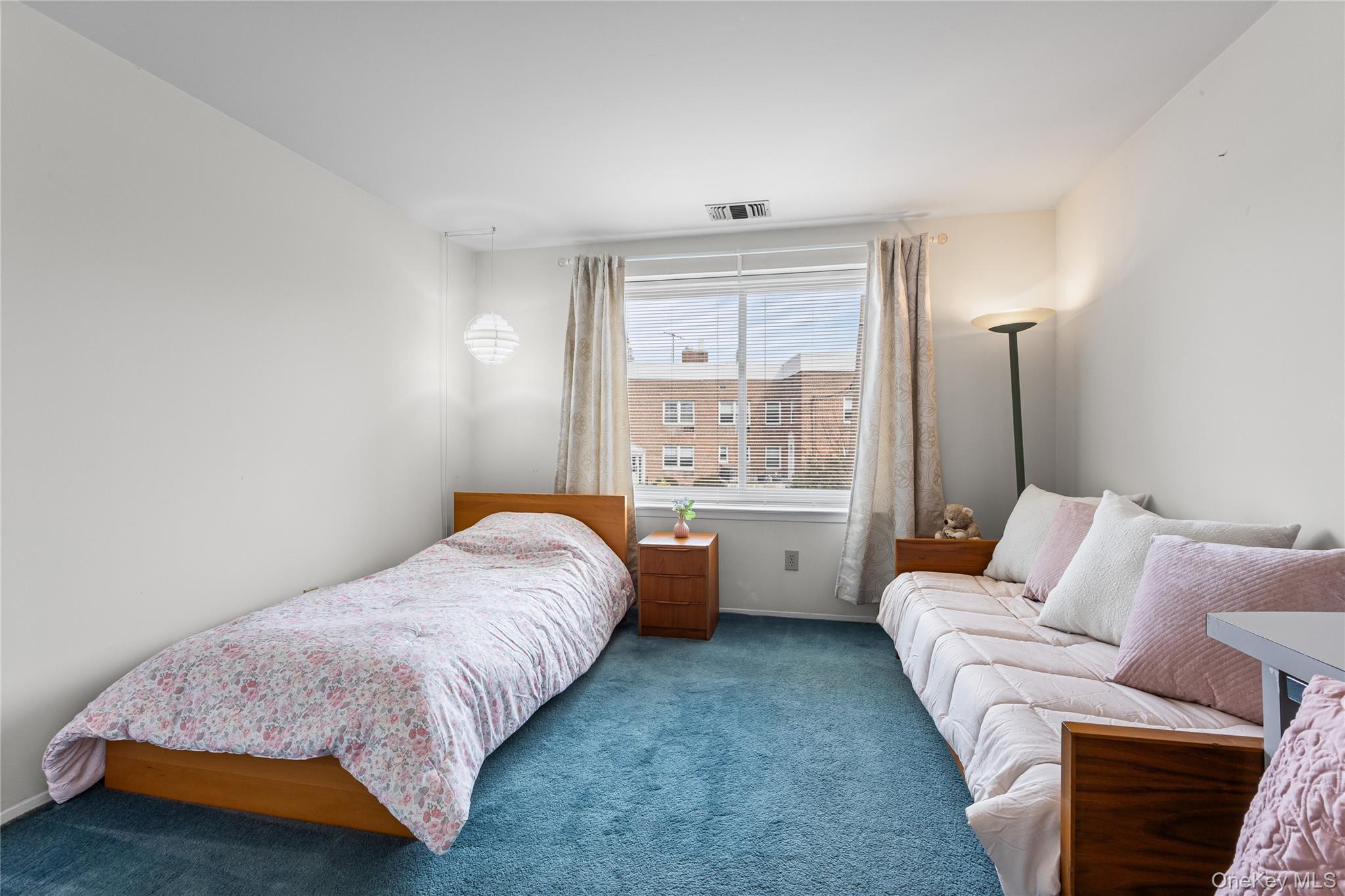 99 S Park Avenue  Ave, Unit 28 photo 10