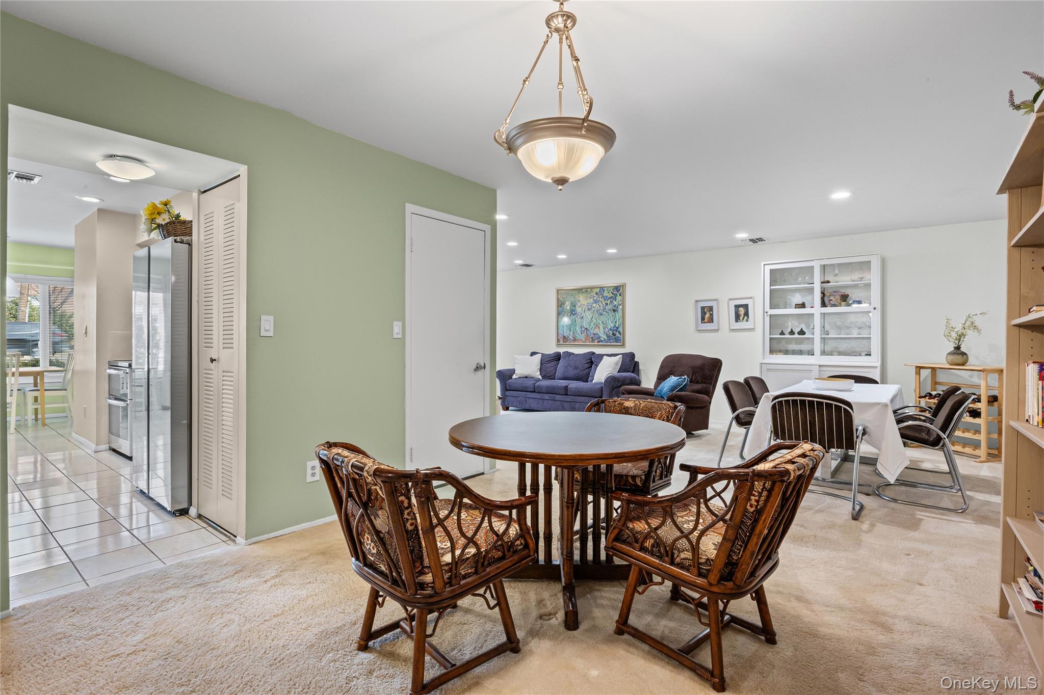 99 S Park Avenue  Ave, Unit 28 photo 3