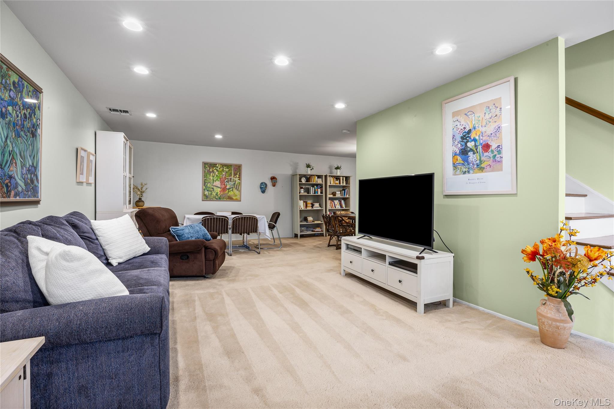 99 S Park Avenue  Ave, Unit 28 photo 13