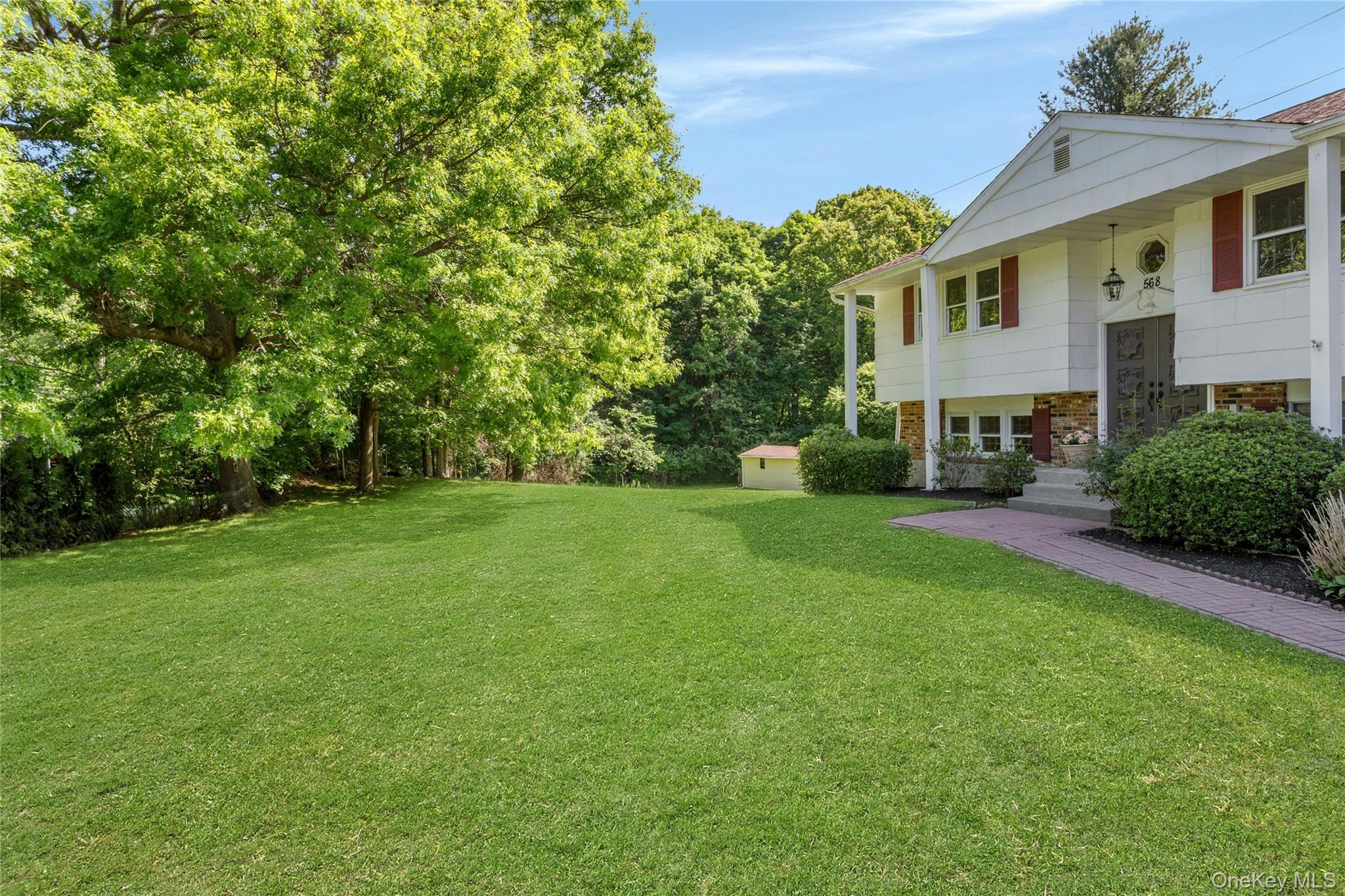 568 Saw Mill River Road – For Sale photo 3