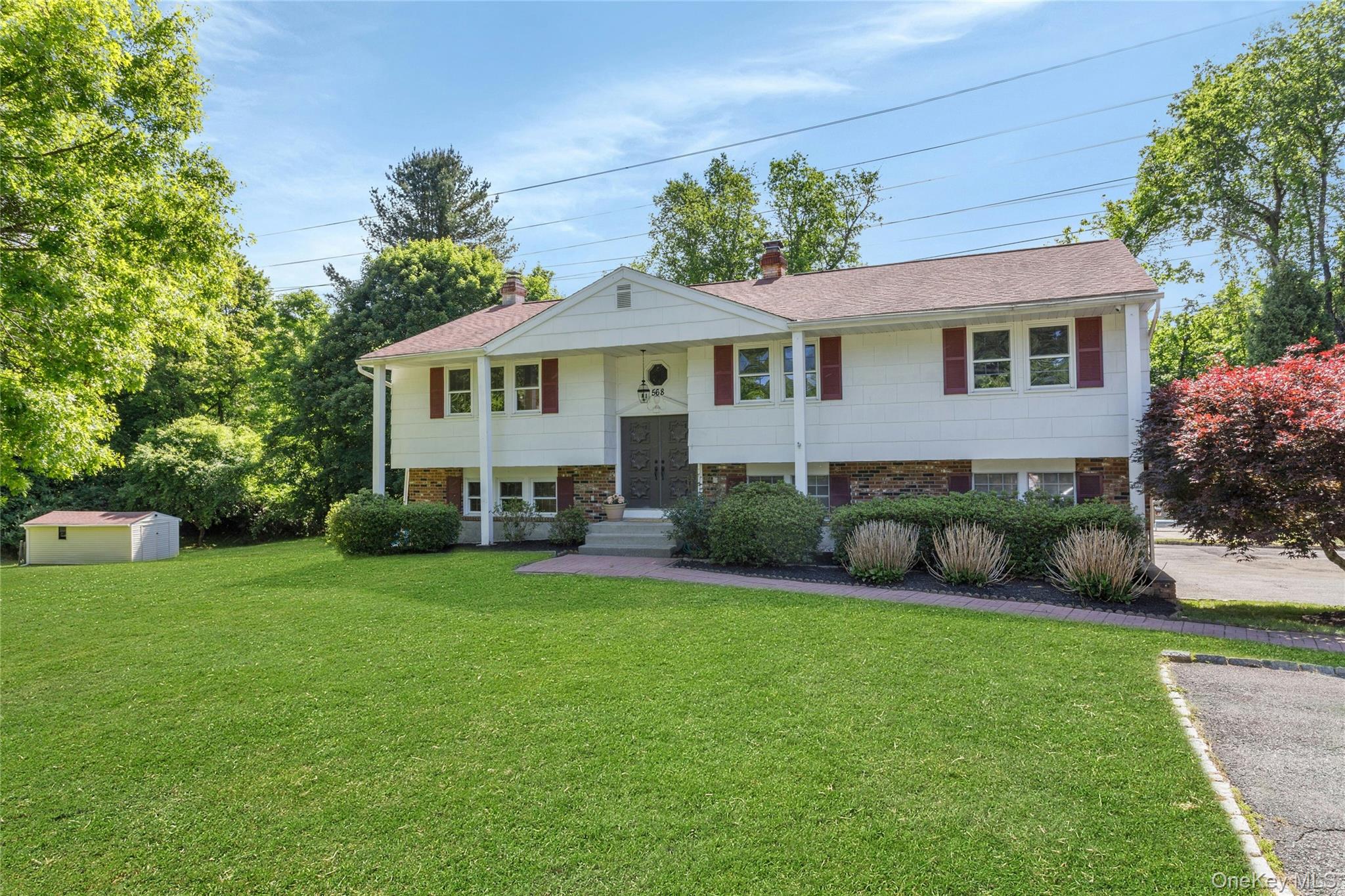 568 Saw Mill River Road – For Sale photo 2
