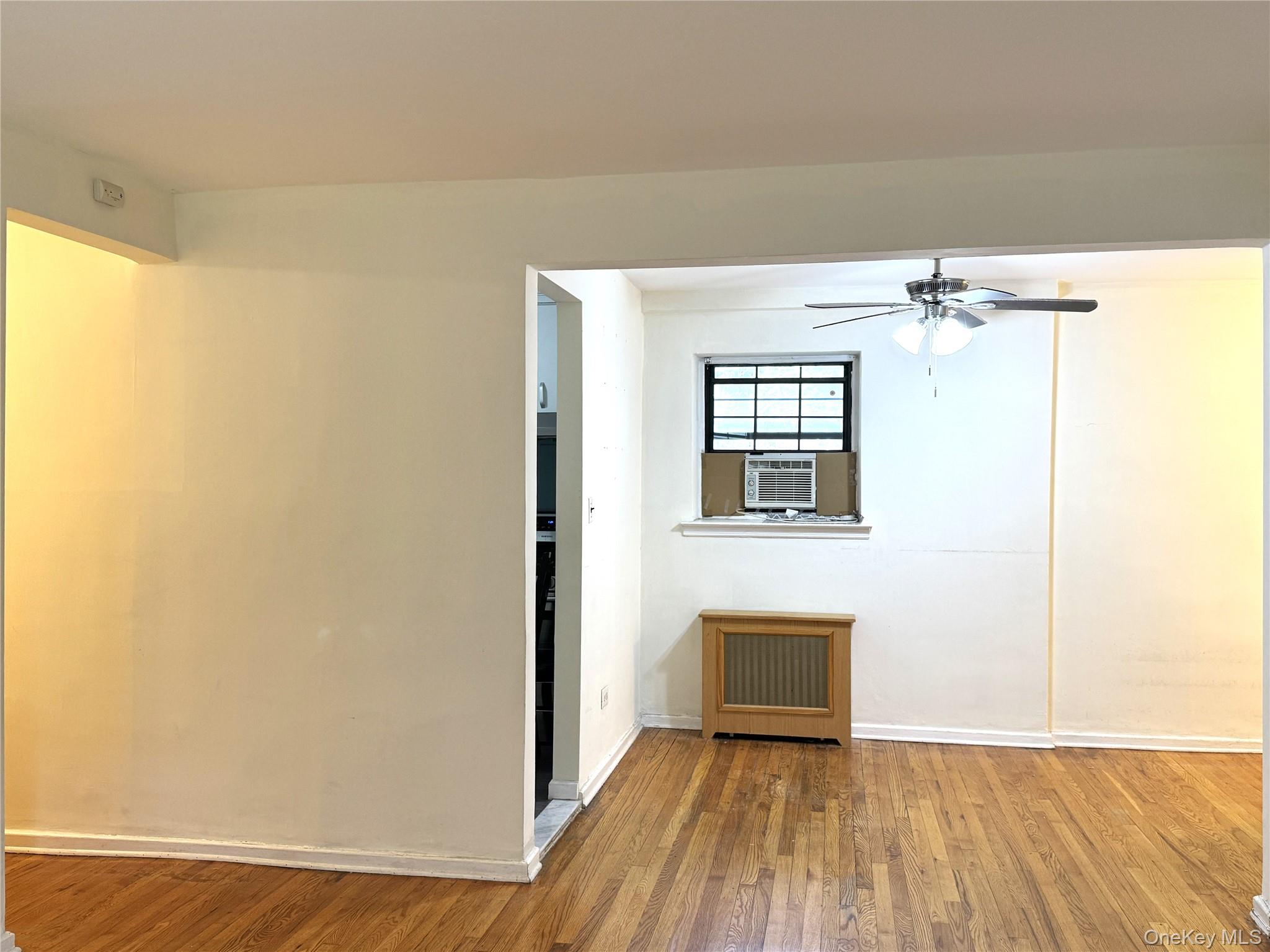 144-22 78th Avenue, Unit 1M photo 3