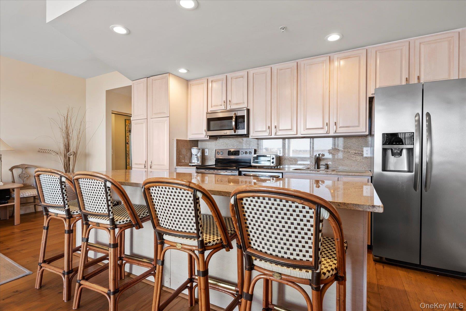 260 Dune Road, Unit 89 photo 9