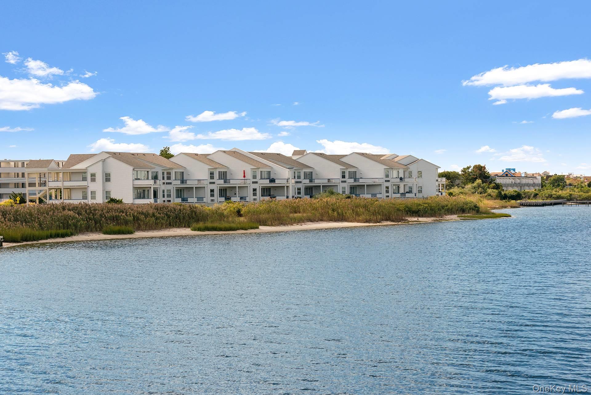 260 Dune Road, Unit 89 photo 2
