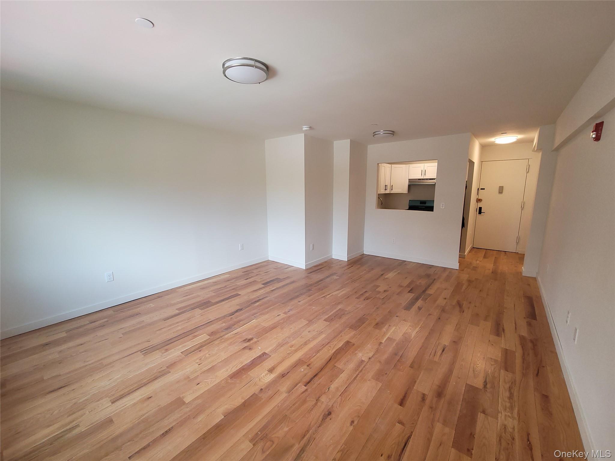 671 Bronx River Road, Unit 4N photo 9