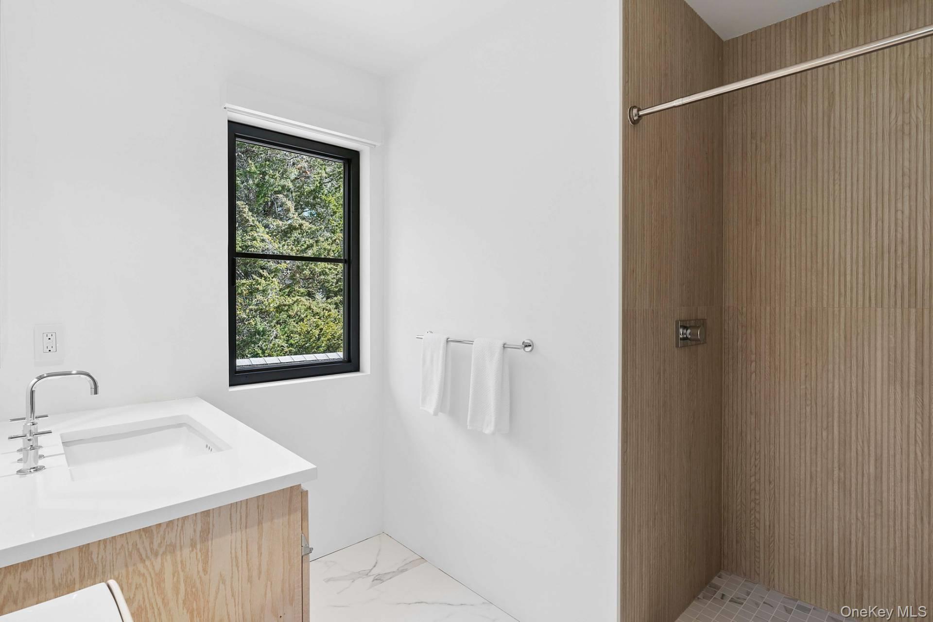 15 Atterbury Road – For Rent photo 18
