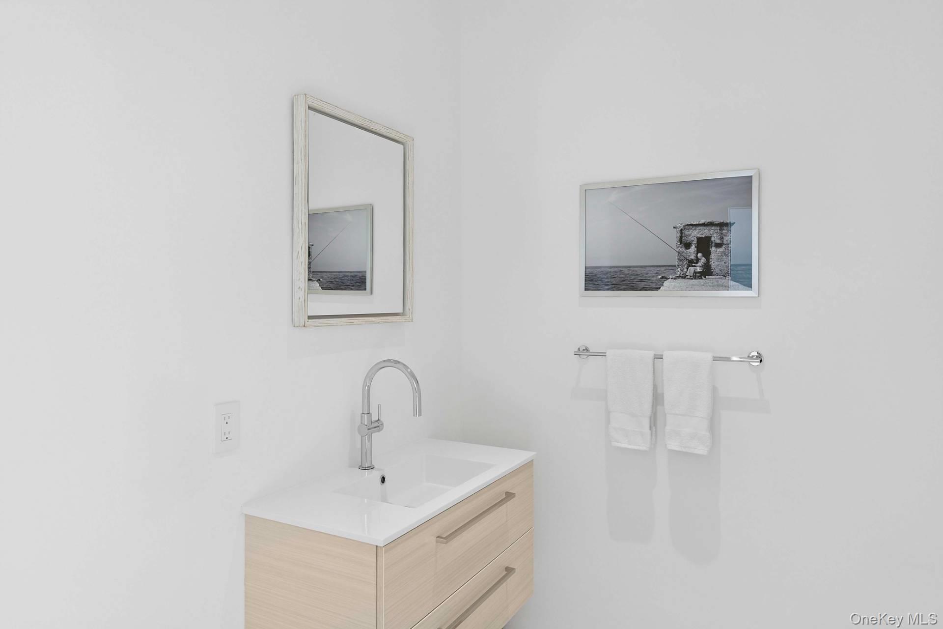 15 Atterbury Road – For Rent photo 8