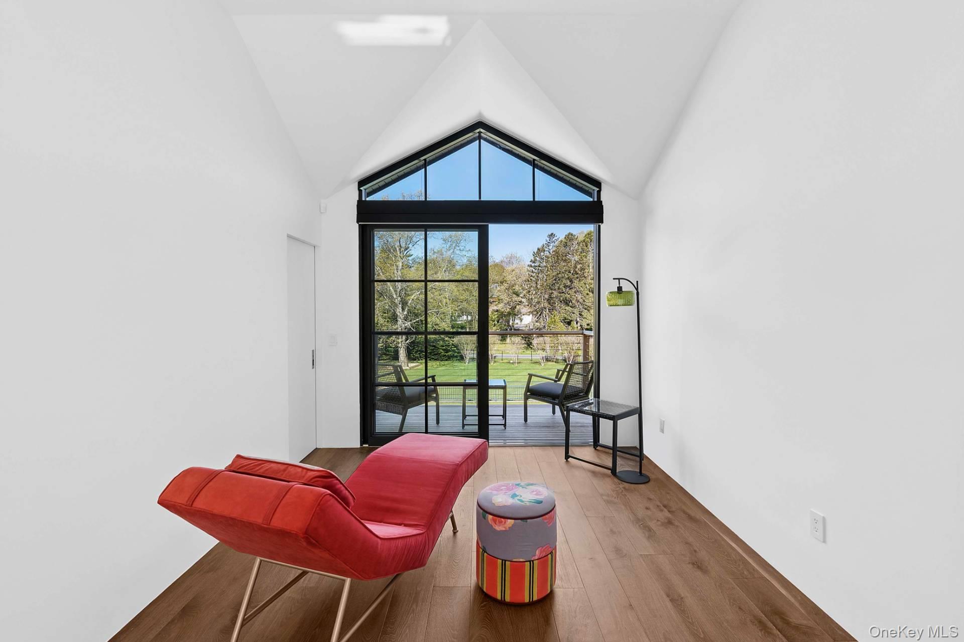 15 Atterbury Road – For Rent photo 13