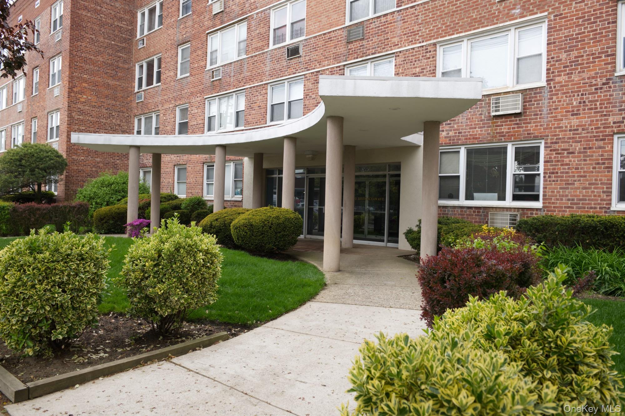 100 S Ocean Avenue S, Unit 2R photo 2