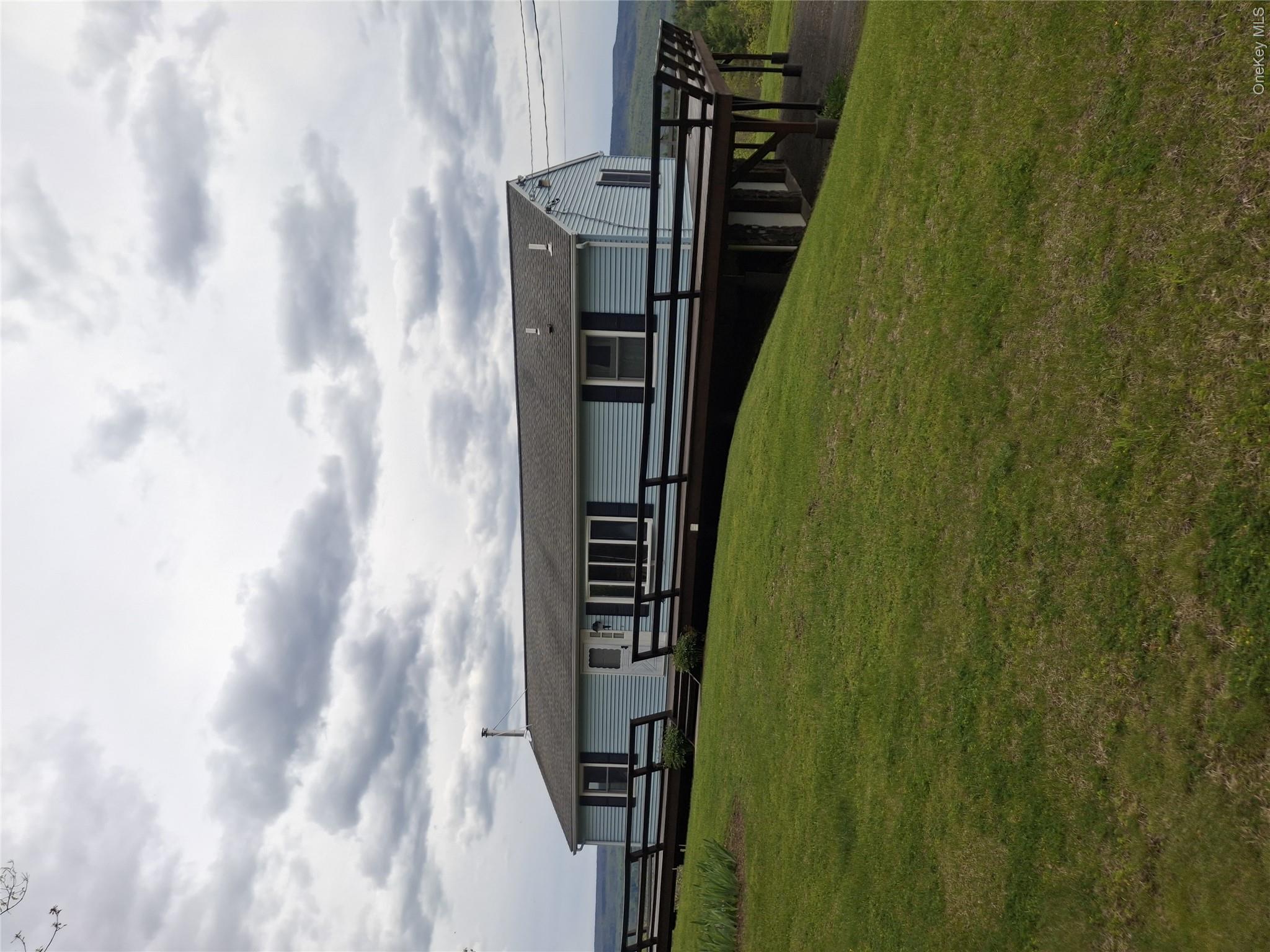 9 J&J Road – For Sale