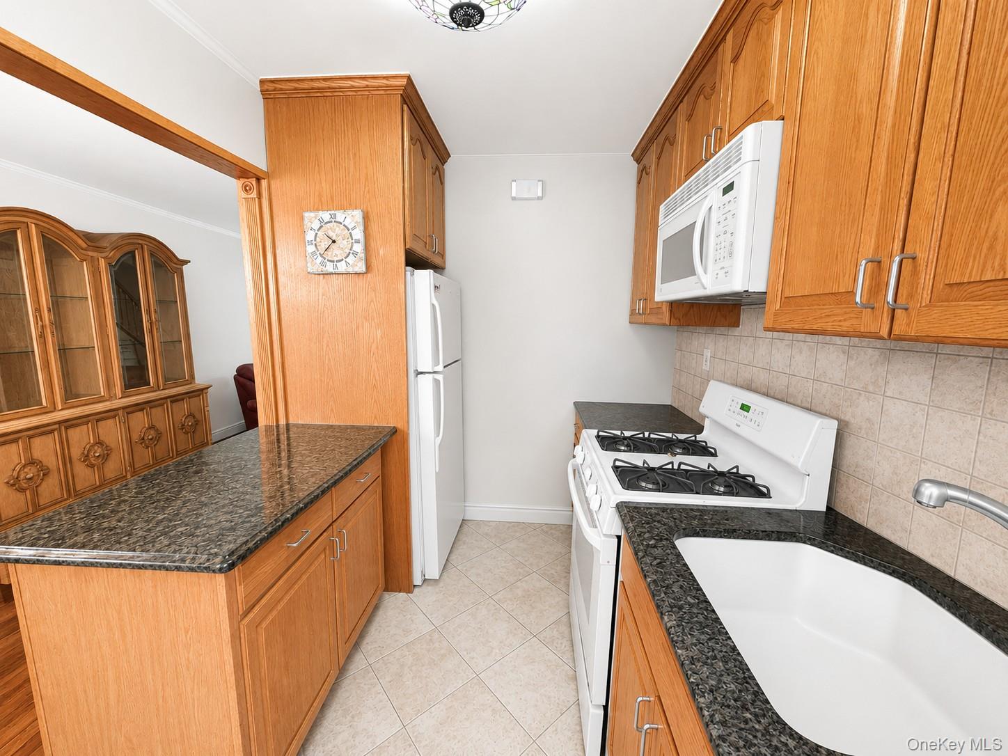 12-14 Bell Boulevard, Unit 109 photo 14