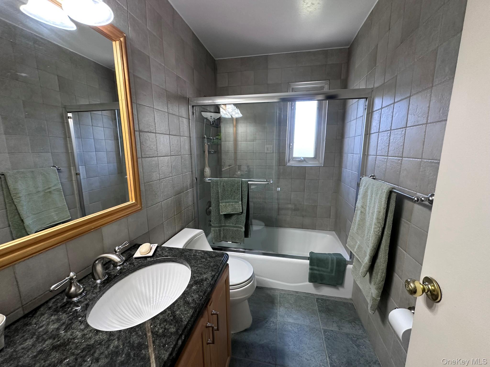 12-14 Bell Boulevard, Unit 109 photo 26