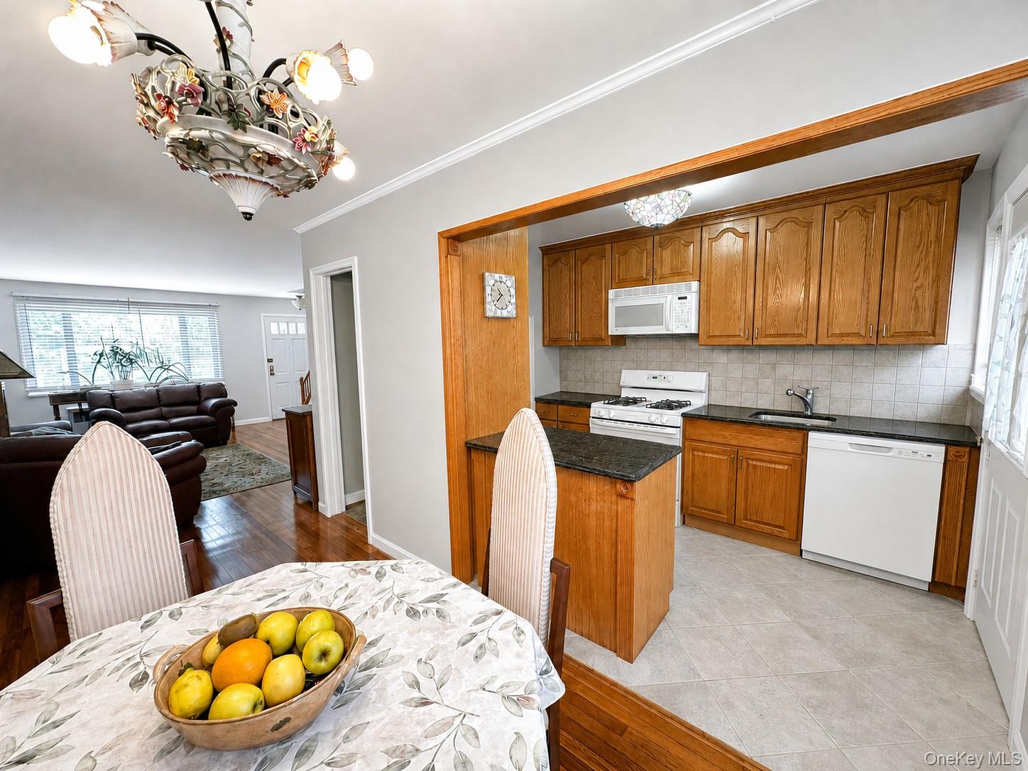 12-14 Bell Boulevard, Unit 109 photo 13