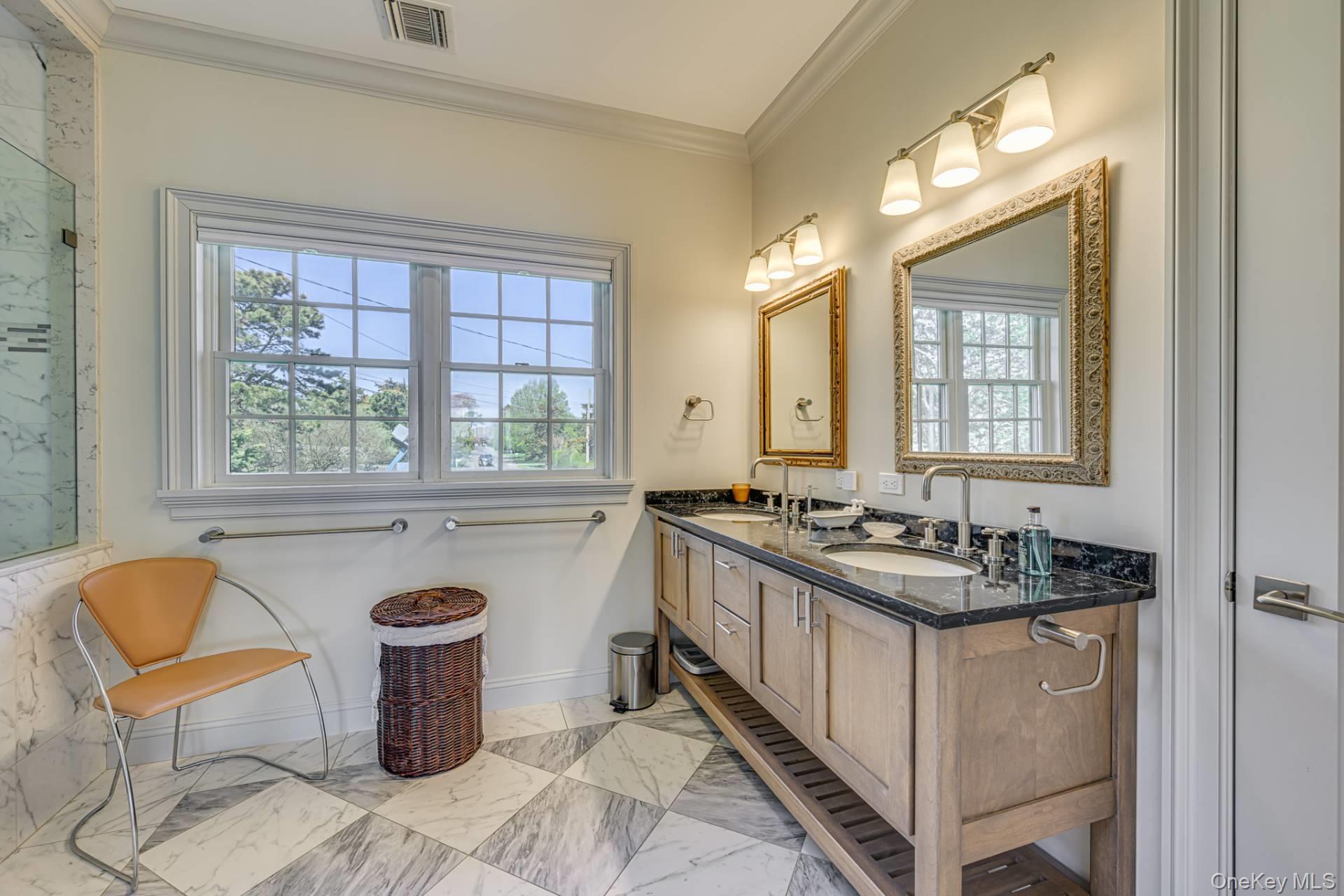 23 E Point Lane – For Rent photo 18