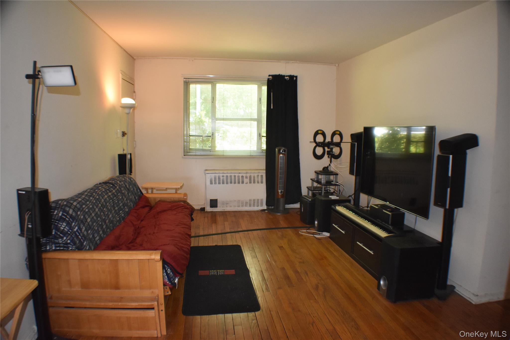 228-14 stronghurst Avenue, Unit 3113, Lowe photo 5