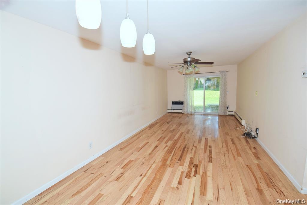 12-32 Diane Place, Unit 204 L photo 7