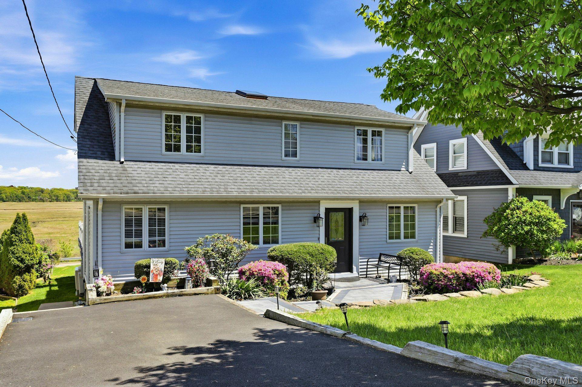 19 Hillside Avenue – For Sale photo 2