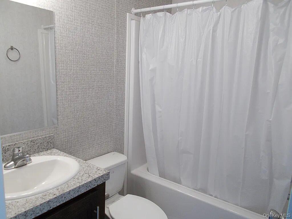 33 Tiger Lily Drive – For Sale photo 8