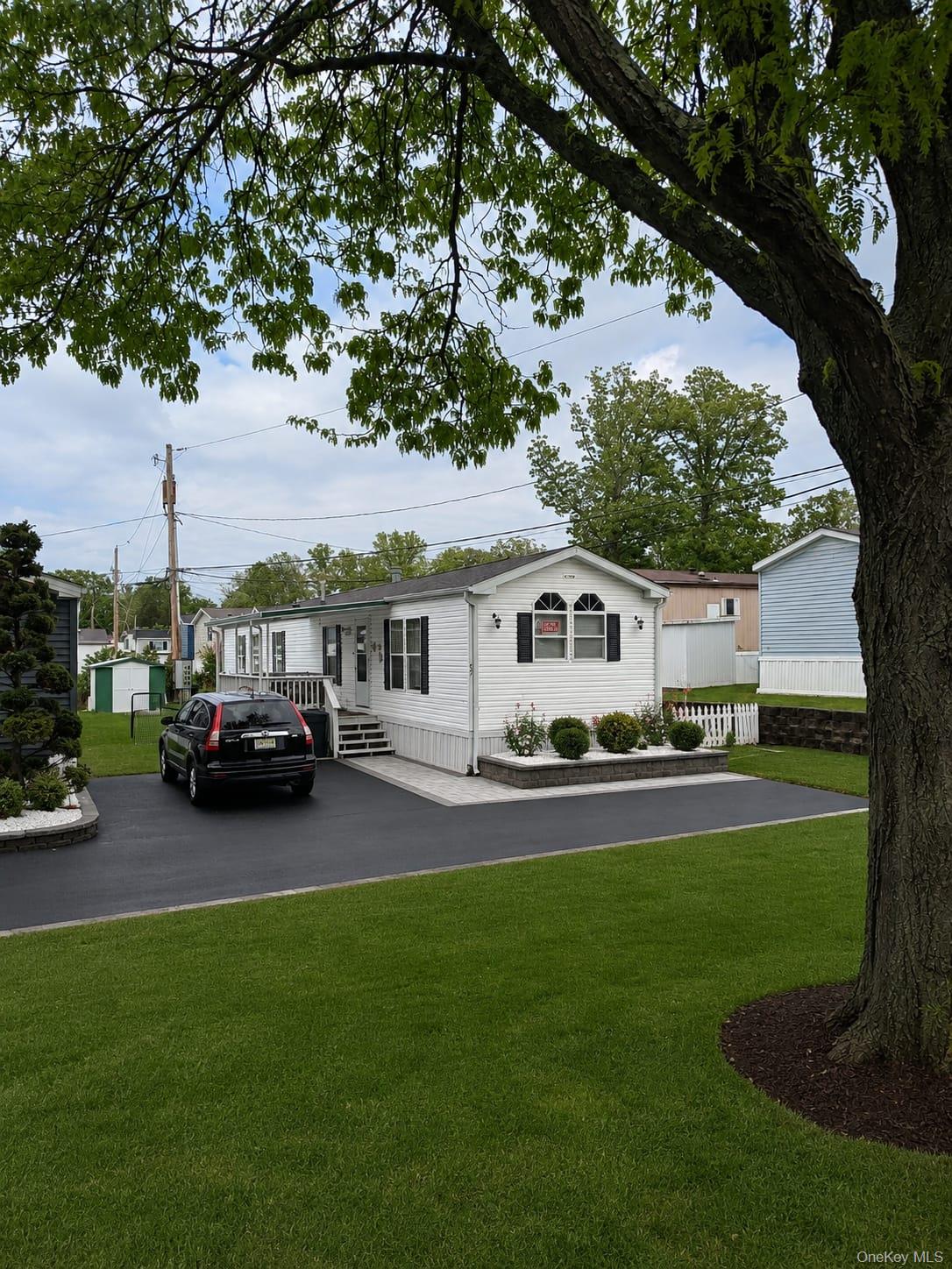 57 W Mountain View – For Sale photo 2