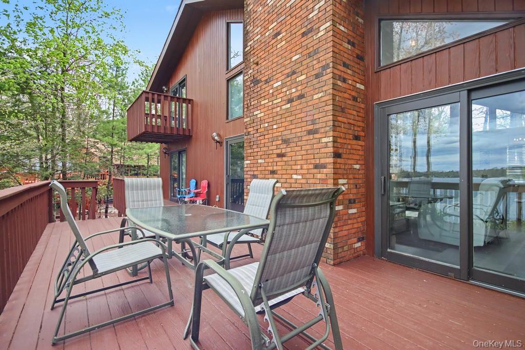 116 Lake Shore Drive W – For Sale photo 11