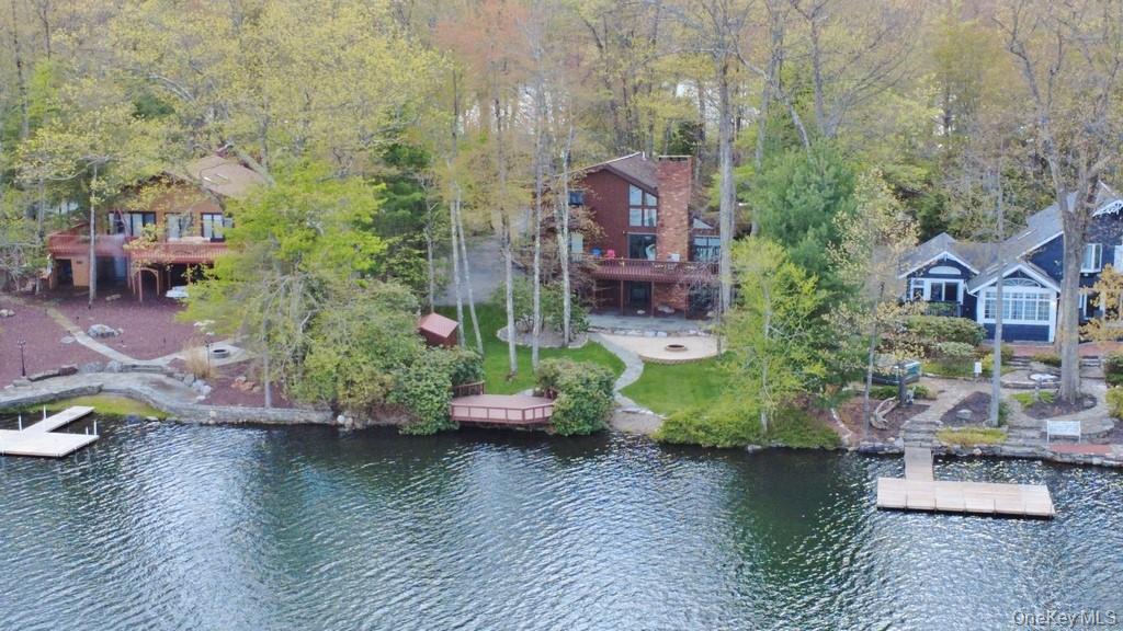 116 Lake Shore Drive W – For Sale photo 5