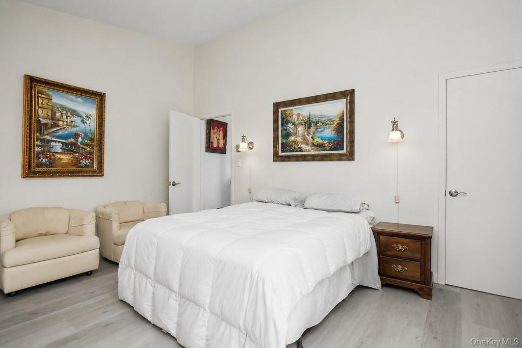 116 Lake Shore Drive W – For Sale photo 19