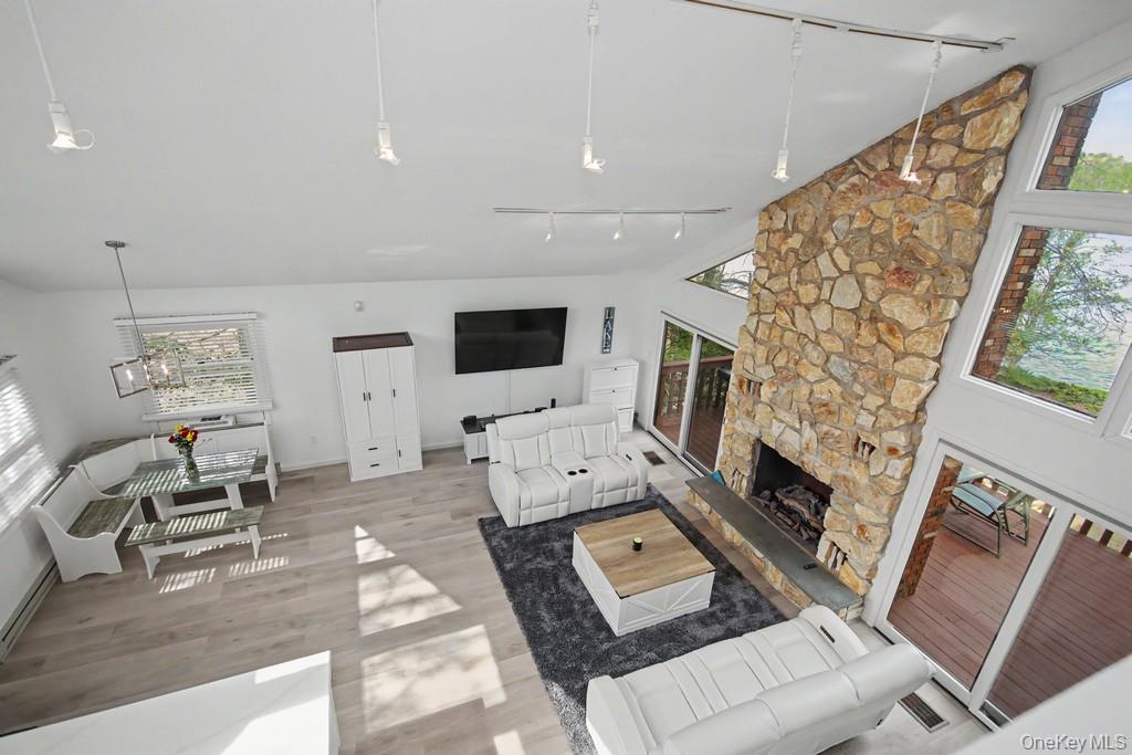 116 Lake Shore Drive W – For Sale photo 27