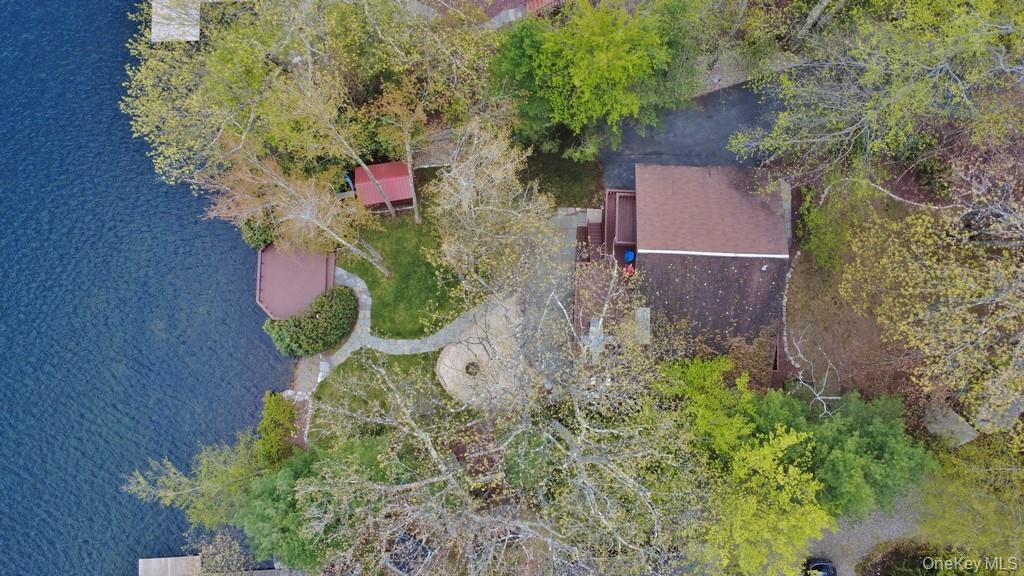 116 Lake Shore Drive W – For Sale photo 3