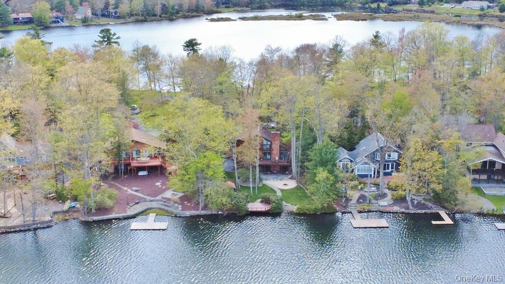 116 Lake Shore Drive W – For Sale photo 6