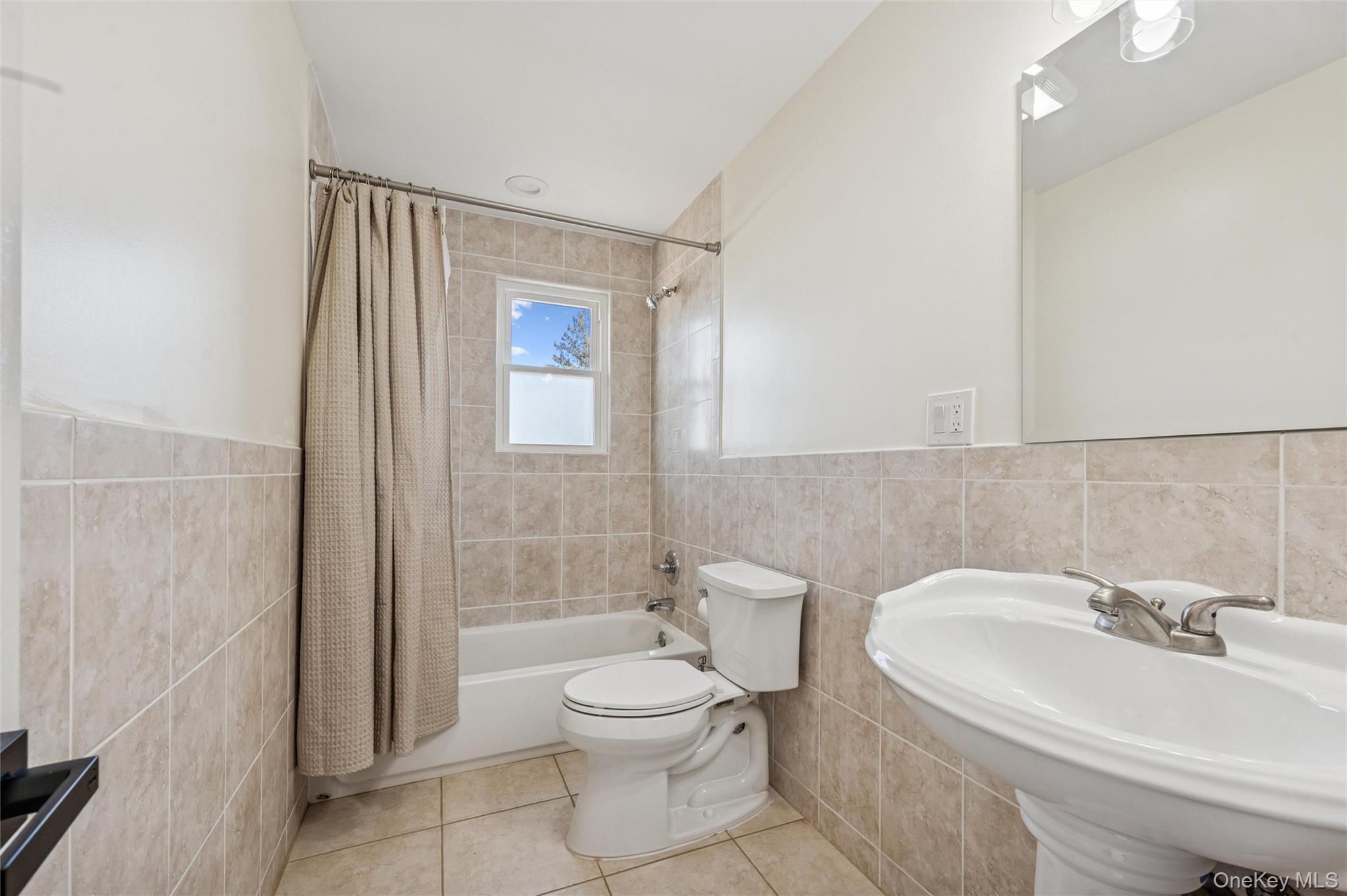 244 water Lane S – For Sale photo 32