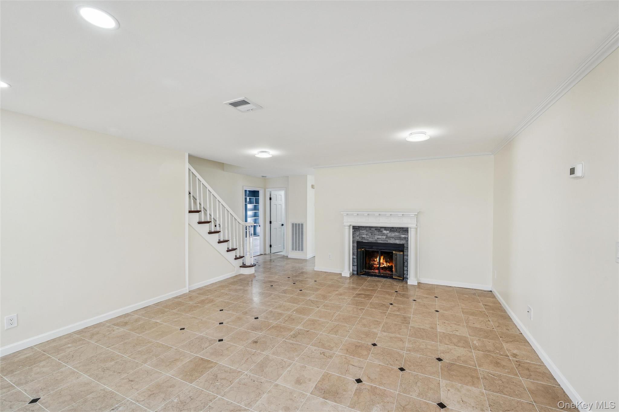 244 water Lane S – For Sale photo 8