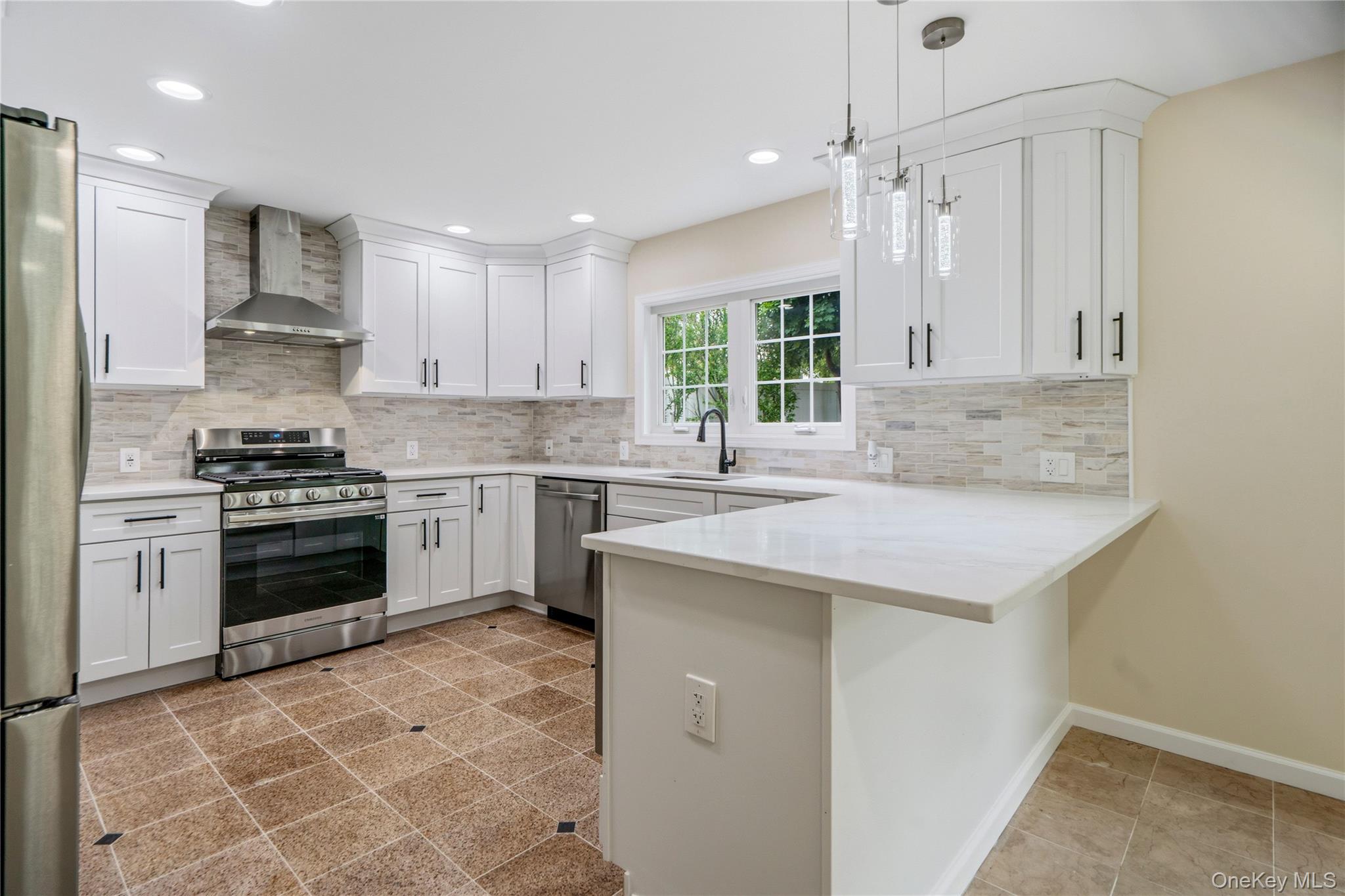 244 water Lane S – For Sale photo 12