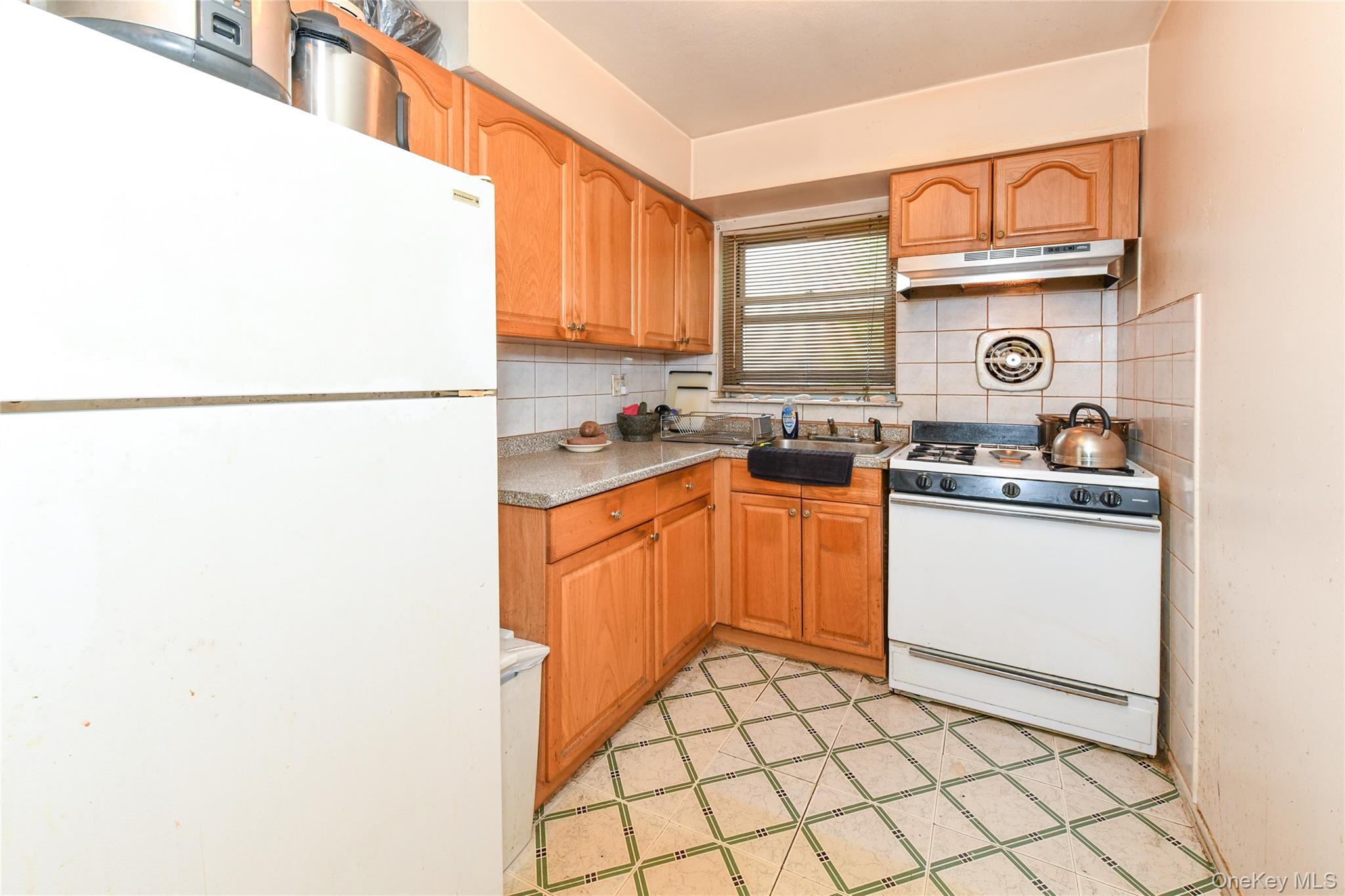 97-33 90th Street – For Sale photo 22