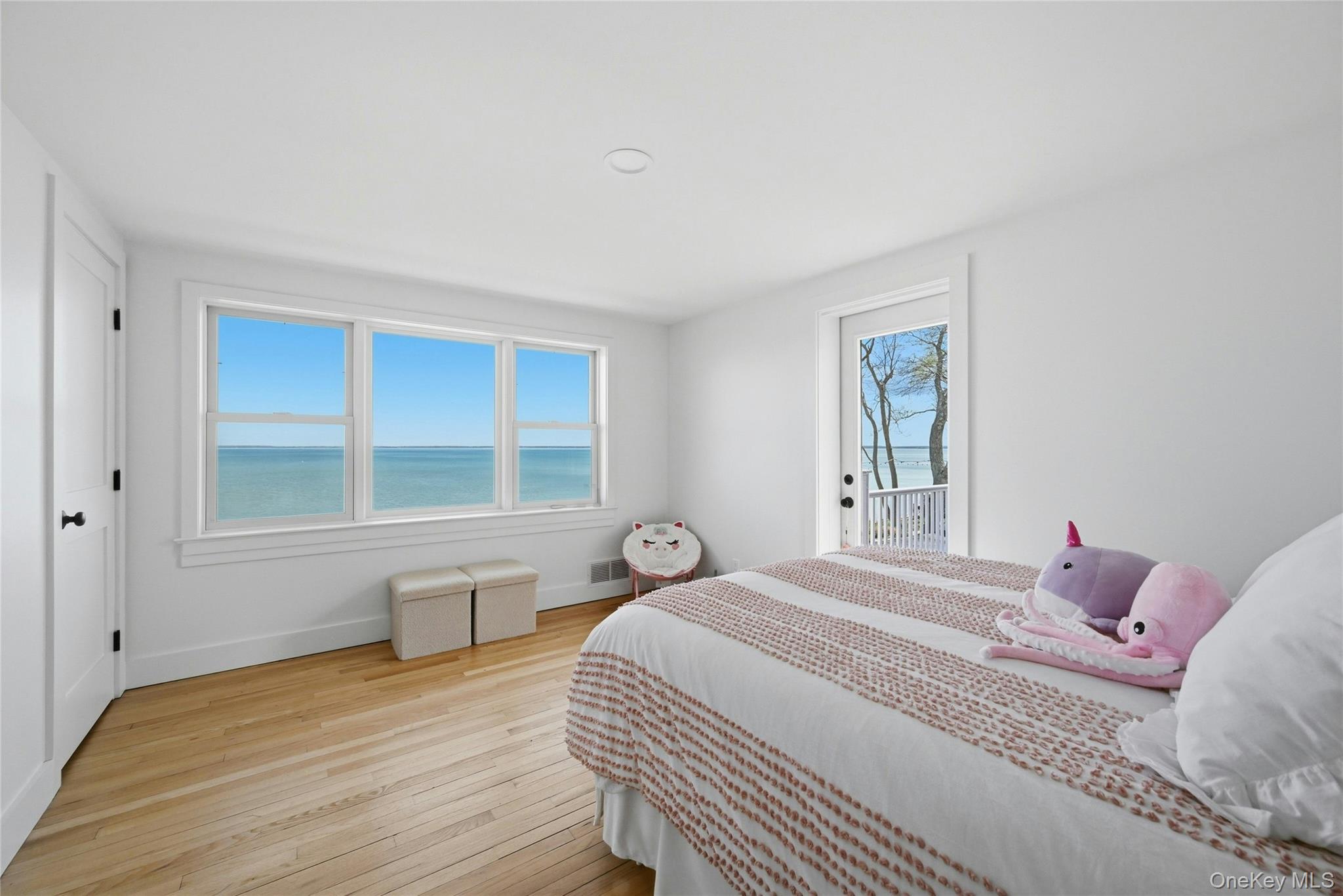 8908 Peconic Bay Boulevard – For Rent photo 11