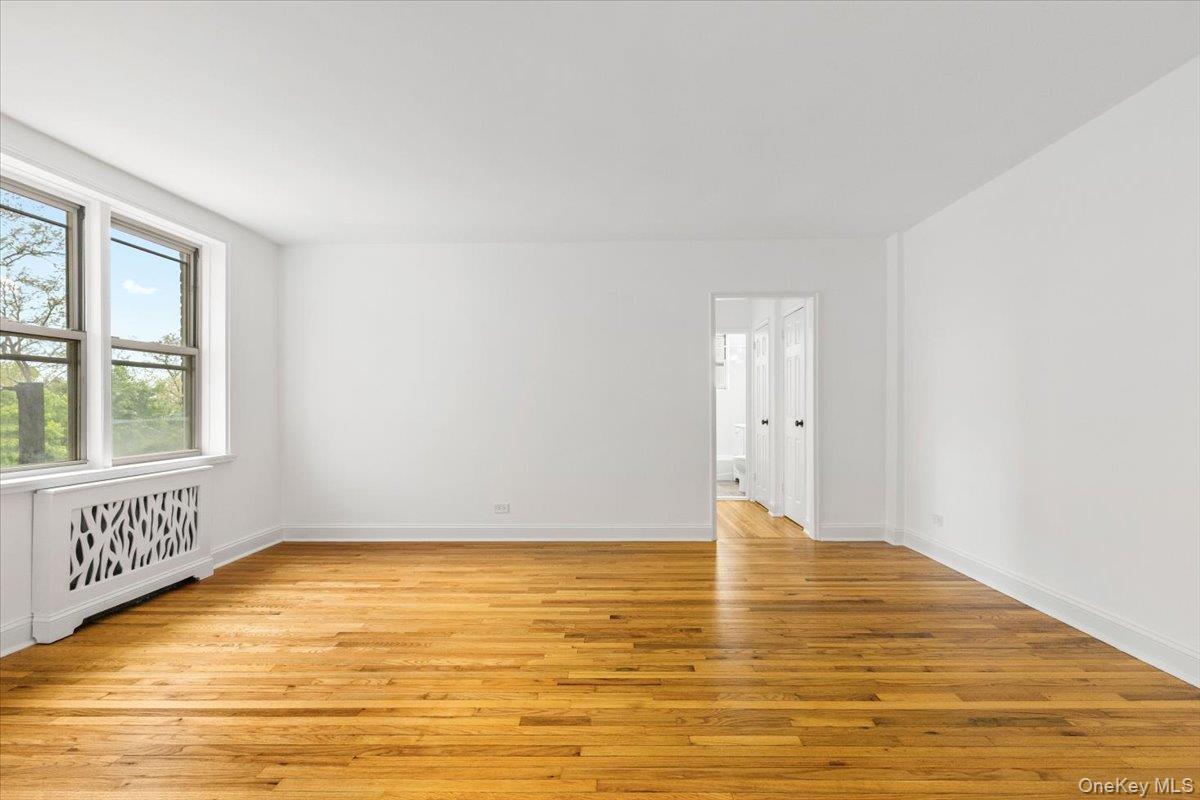 5645 Netherland Avenue, Unit 5C photo 10