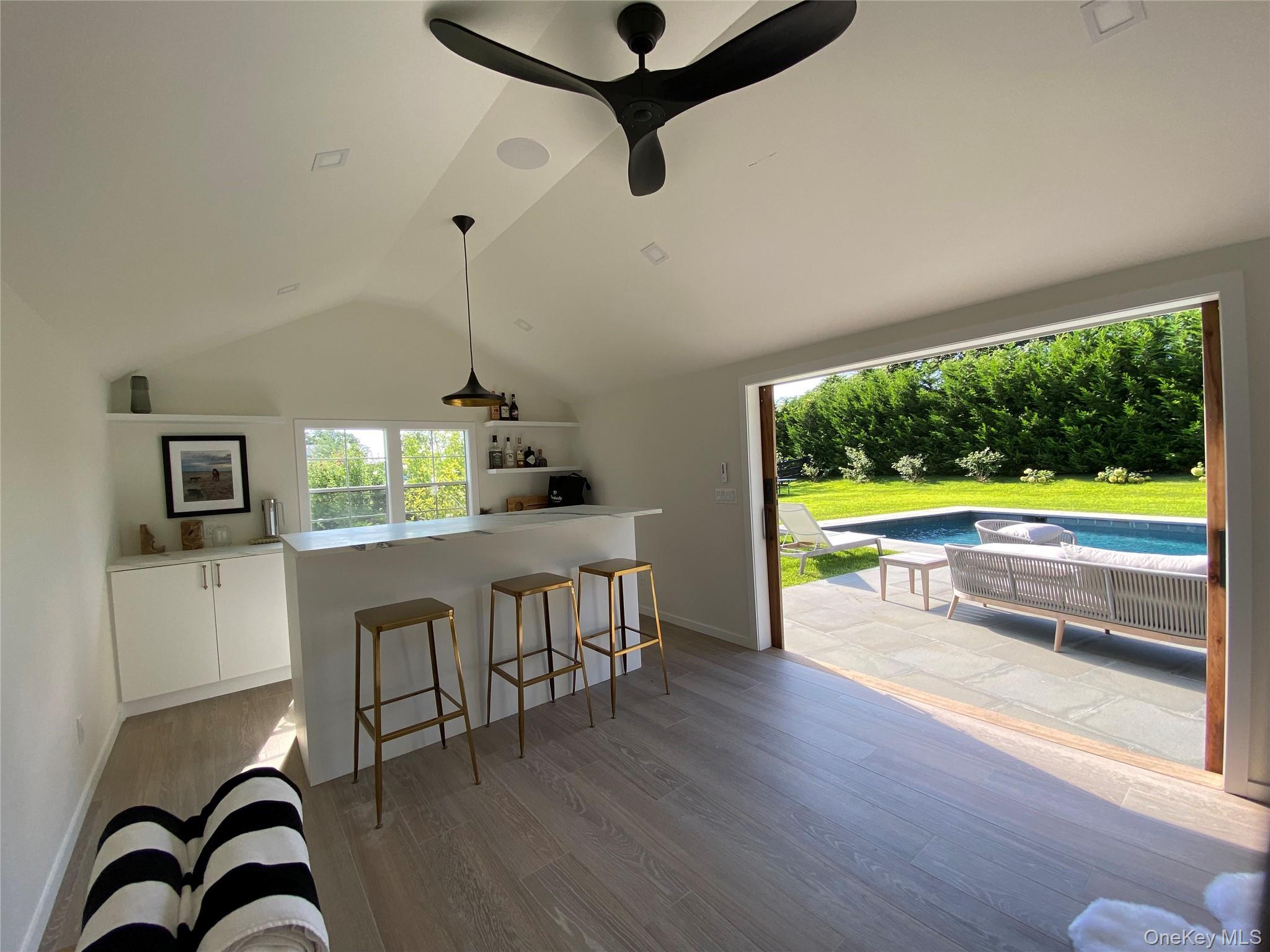 172 Narrow Lane E – For Rent photo 16