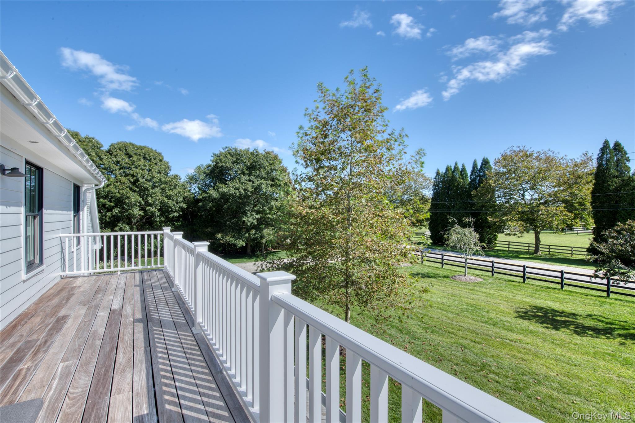 172 Narrow Lane E – For Rent photo 2