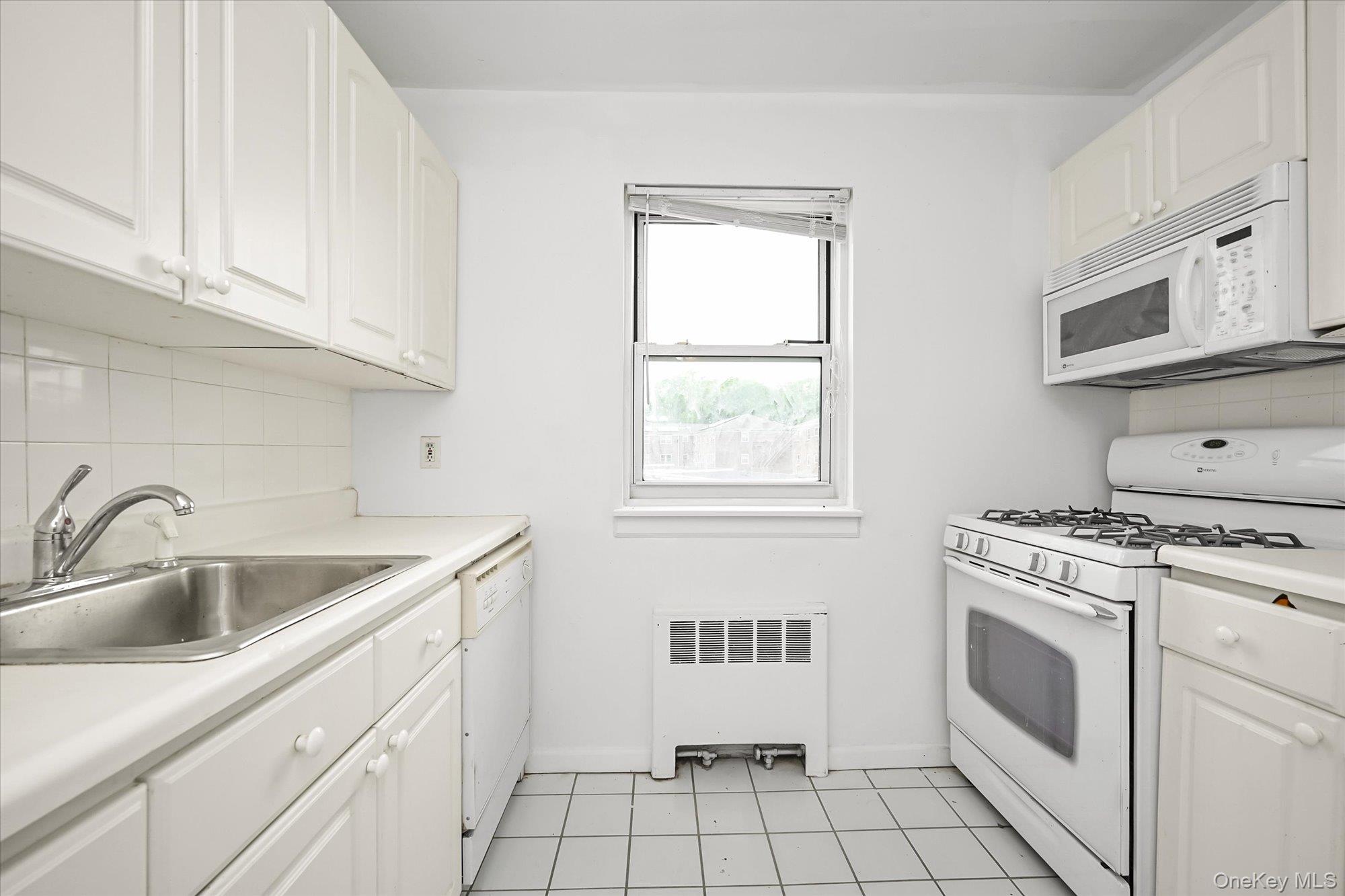 67-44 152nd Street, Unit 283B photo 8
